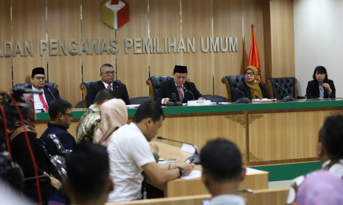 Bawaslu Putuskan KPU Langgar Tata Cara Input Situng