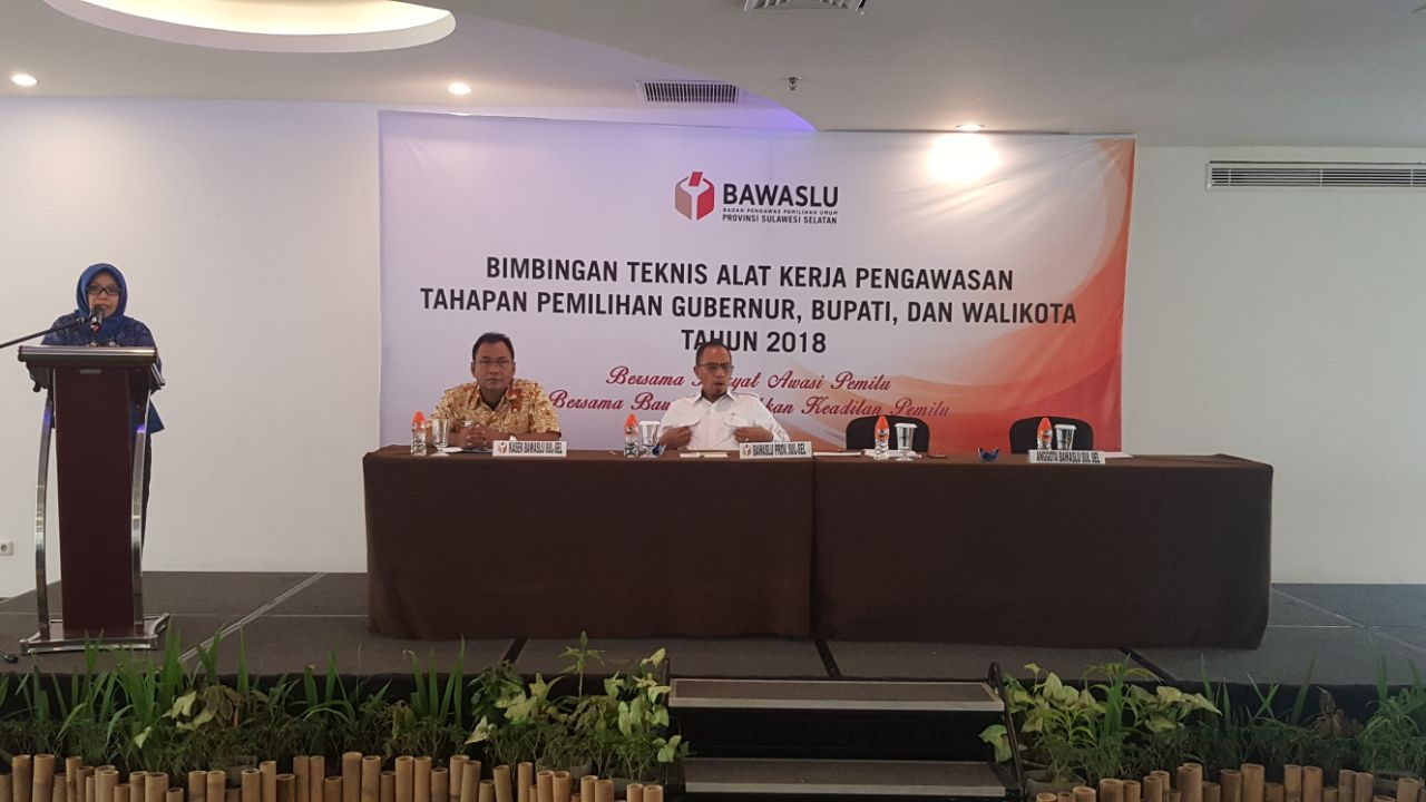 Bawaslu Sulsel Gelar Bimtek Alat Kerja Pengawasan Untuk Menghadapi Pilkada Mendatang