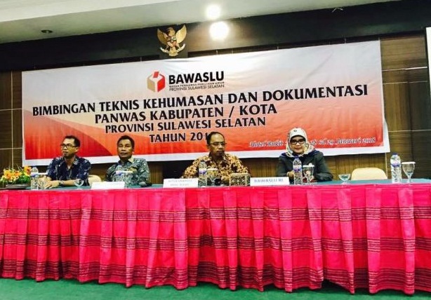 Bawaslu Sulsel Latih Kehumasan Panwaslu Kabupaten/Kota