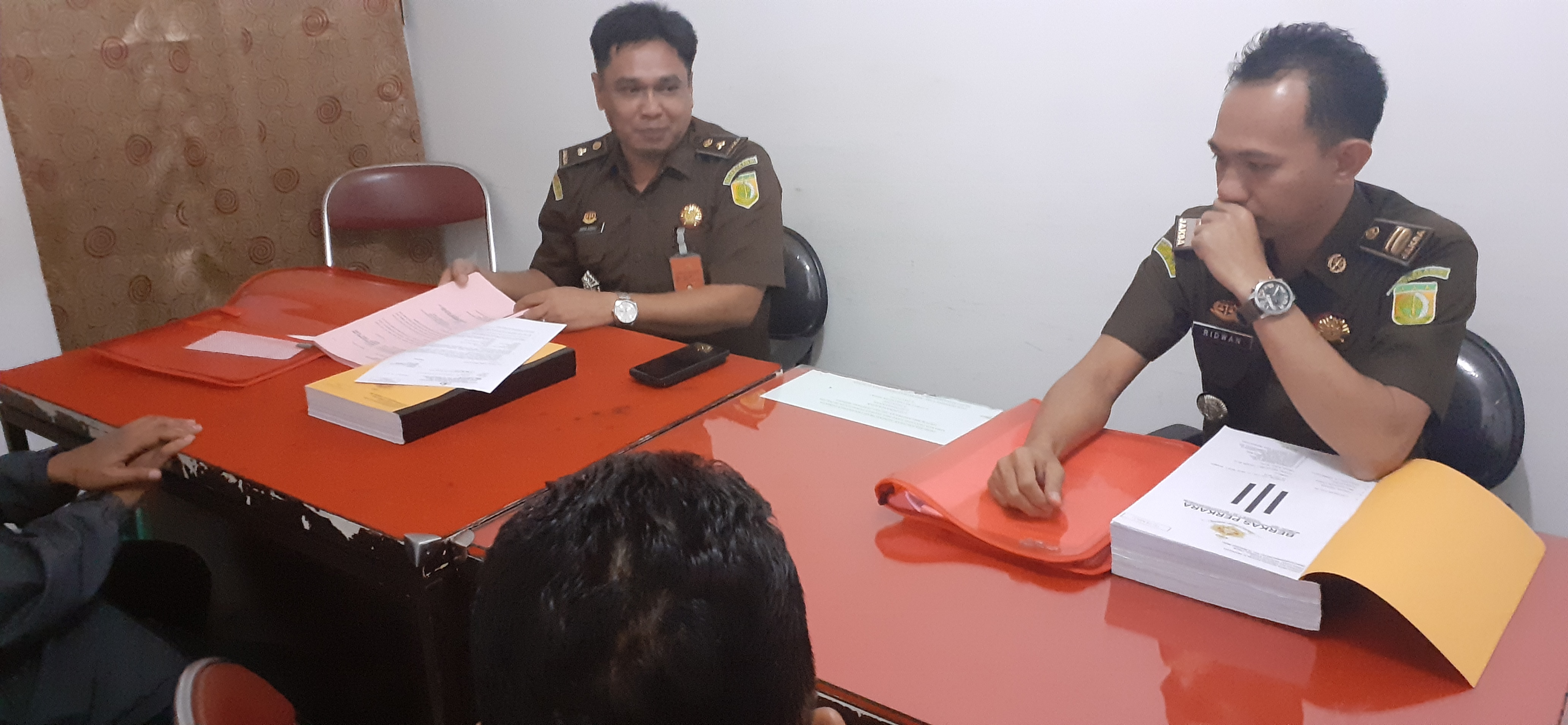 Bawaslu Sulsel Serahkan 7 Tersangka Dugaan Tindak Pidana Pemilu ke Kejari Makassar