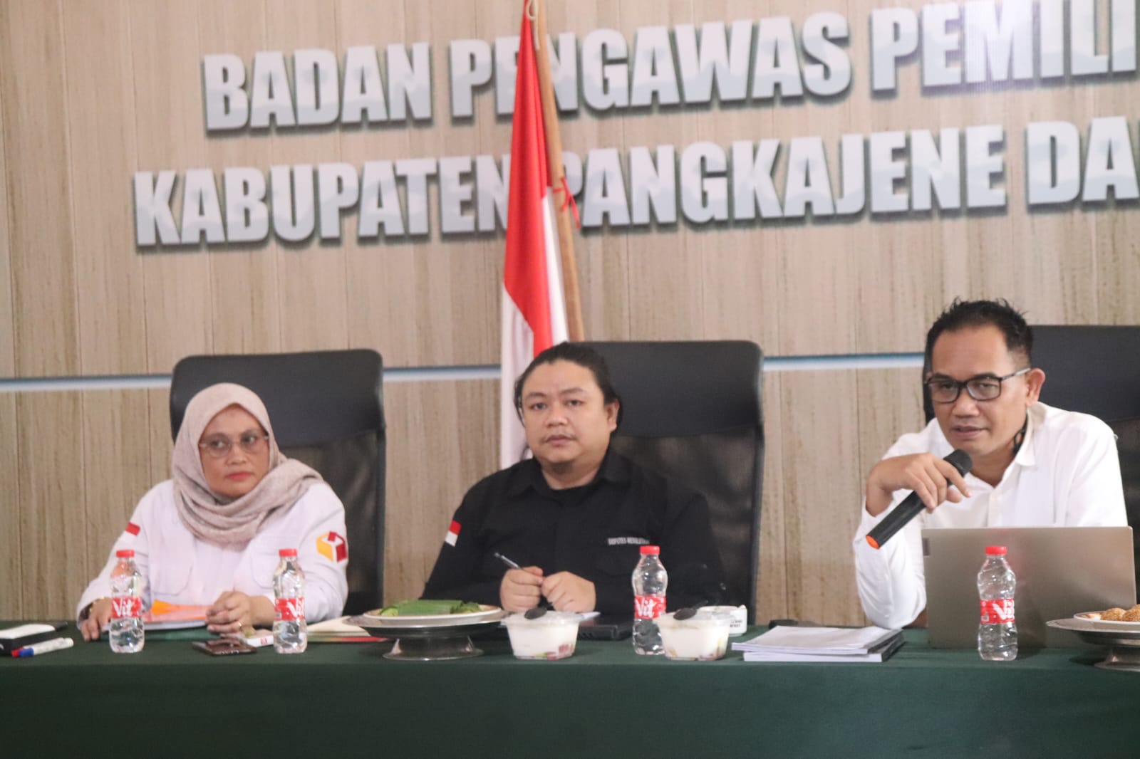 Adnan Jamal Pantau Kesiapan Pengawasan Tahapan Pencalonan di Kabupaten Pangkep