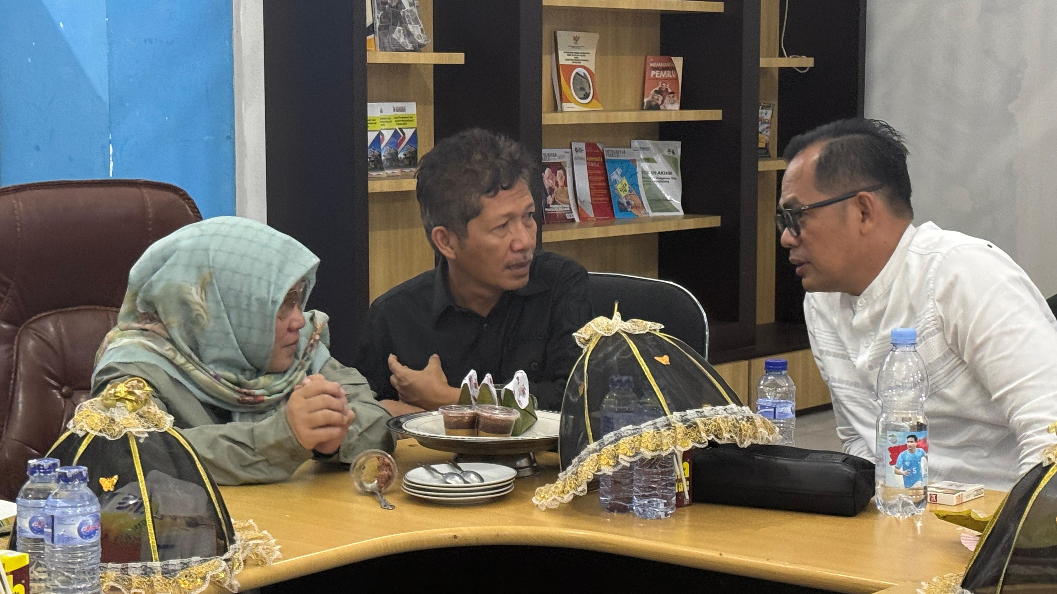 Bawaslu Sulsel Pastikan Honor Pengawas Adhoc di Palopo Dibayarkan Tepat Waktu