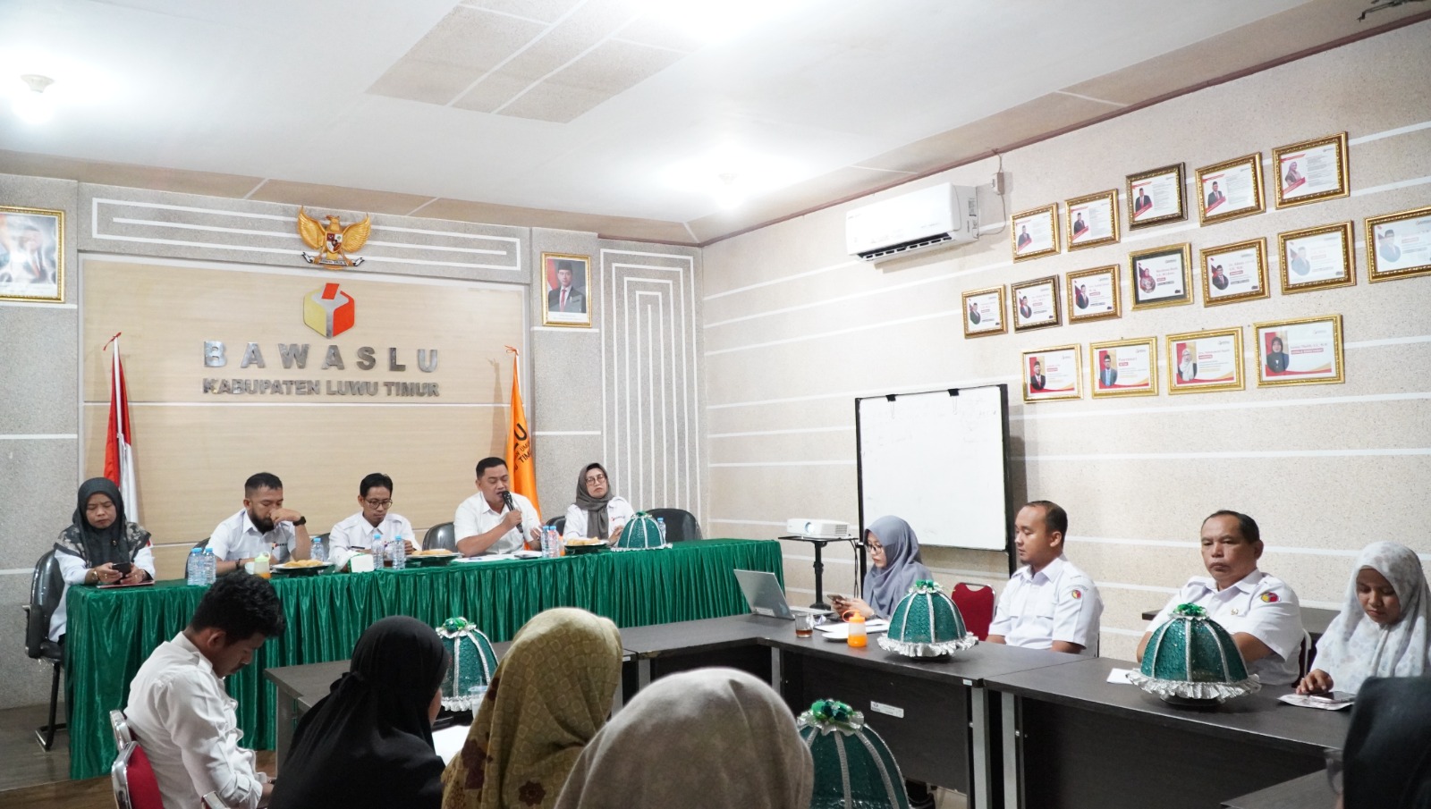 Bawaslu Sulsel Lakukan Visiting Assessment Keterbukaan Informasi Publik di Luwu Timur