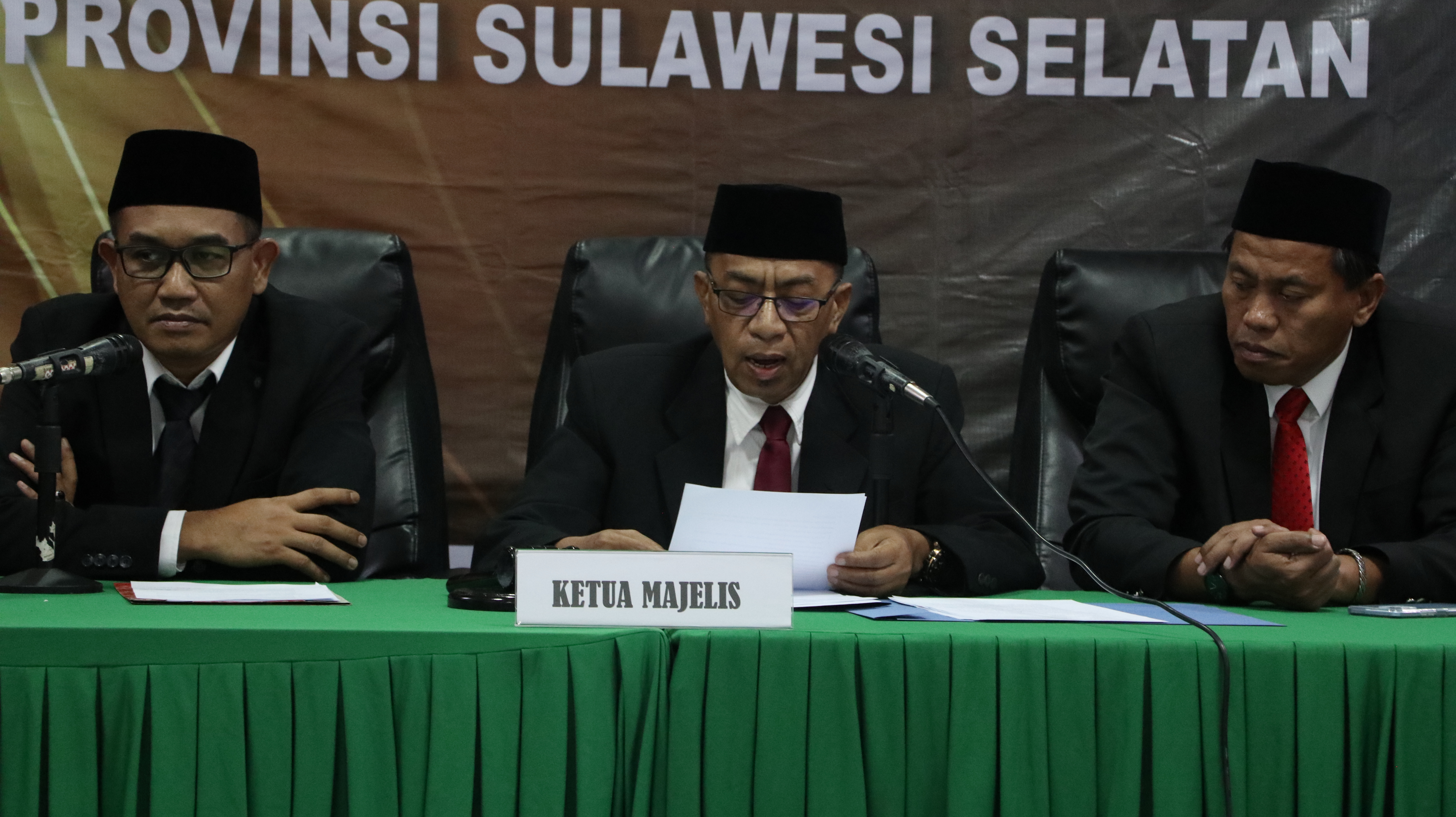 FOTO: Pembacaan Putusan Sidang Penyelesaian Sengketa Bakal Calon Anggota DPD