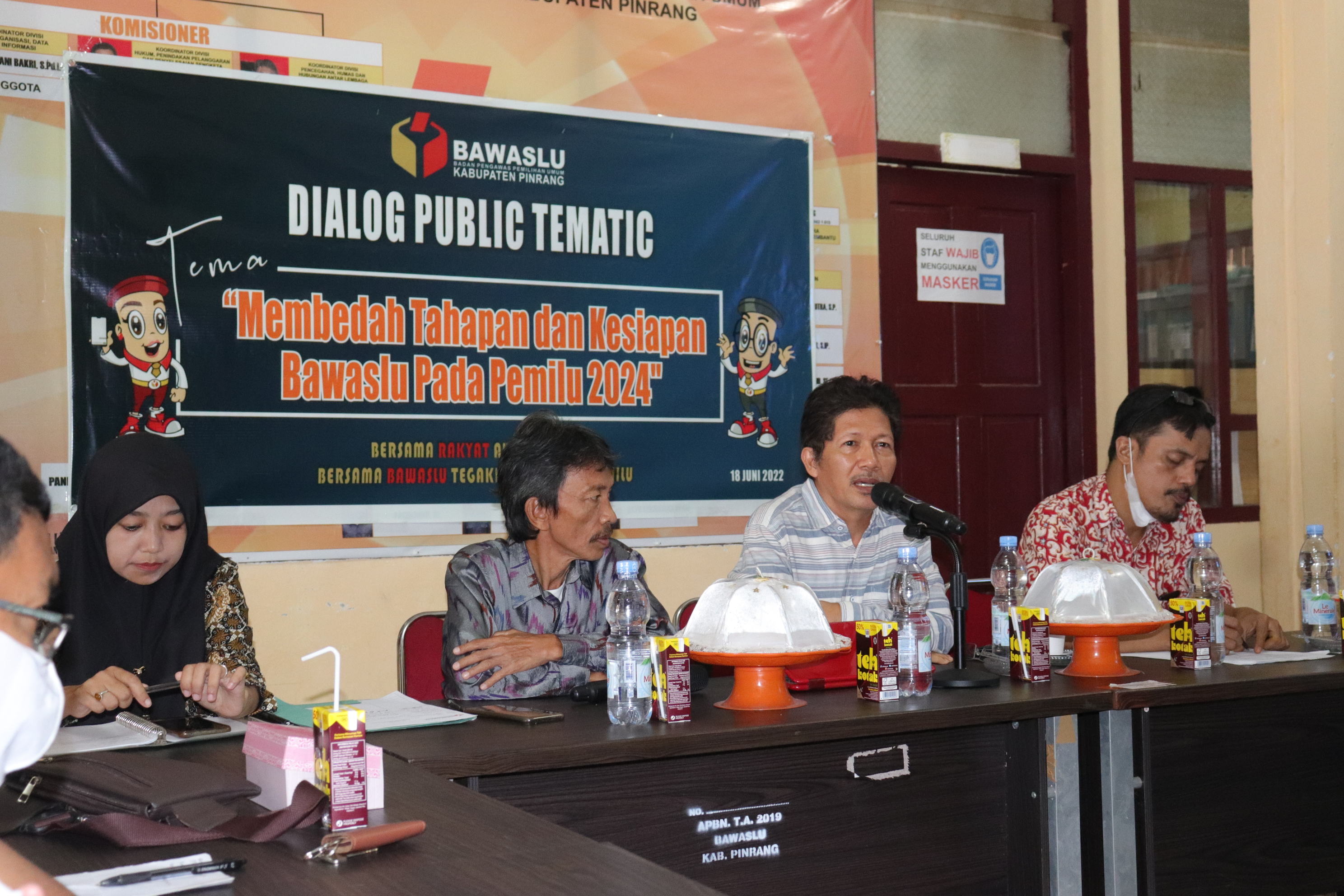 Saiful Jihad "Bedah Tahapan Pemilu" di Bawaslu Pinrang