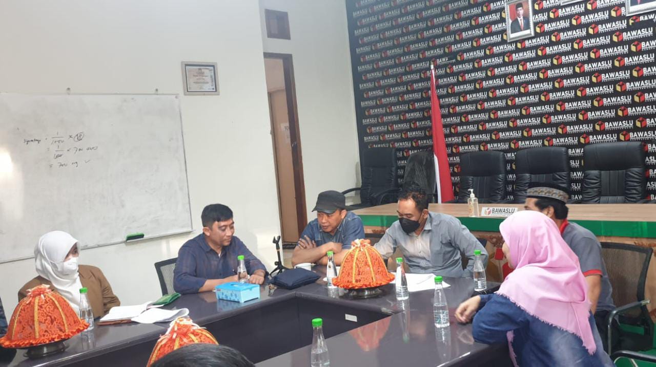 Adnan Jamal Urai Strategi Pengawasan DPB di Bawaslu Gowa