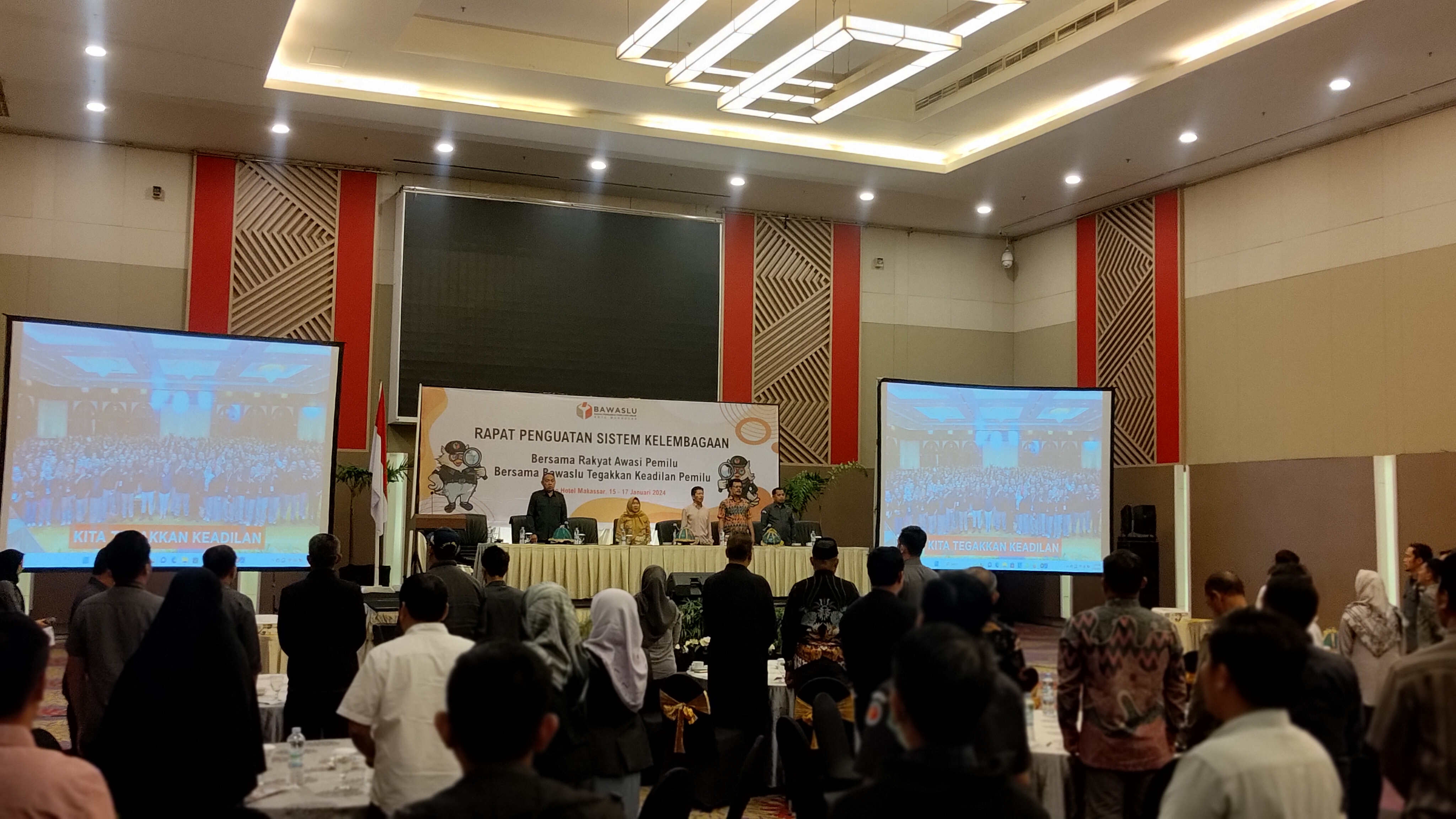 Ketua Bawaslu Sulsel Evaluasi Kinerja Jajaran