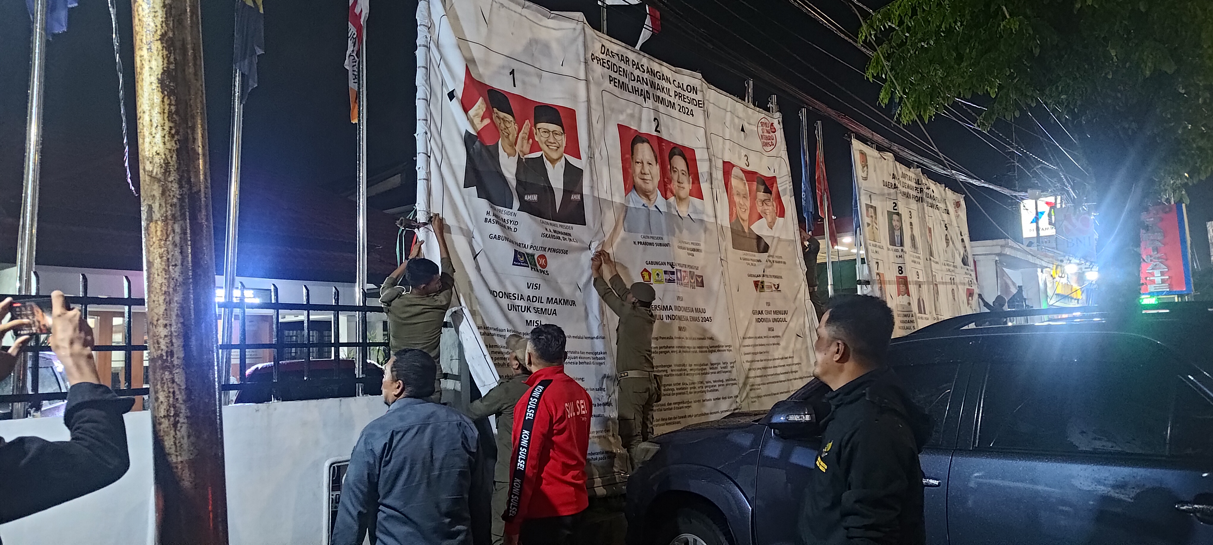 Hari Kedua Masa Tenang, Bawaslu-Satpol PP Tertibkan APK