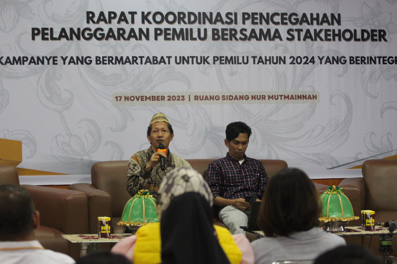 Bawaslu Sulsel Dorong Koordinasi Efektif dengan Tim Kampanye, LO Partai, dan Caleg untuk Pengawasan Berkualitas Pemilu 2024