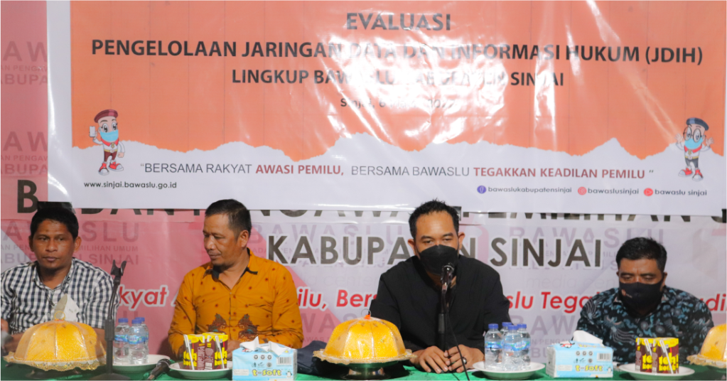 Adnan Jamal Evaluasi Pengelolaan JDIH Bawaslu Sinjai