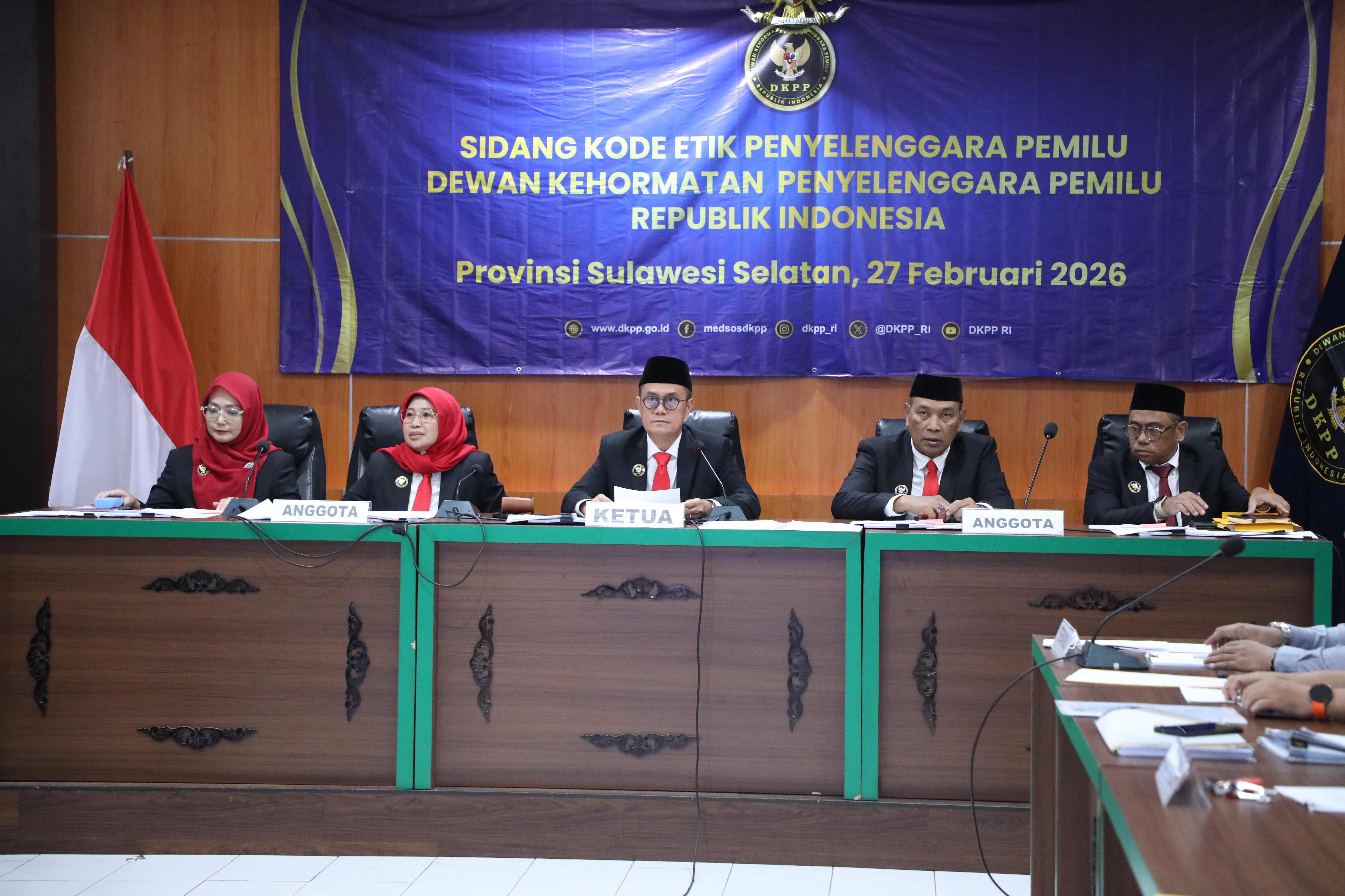 DKPP TERLAPOR ANGGOTA BWS MAKASSAR