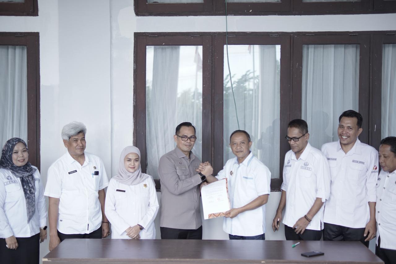 hibah kantor selayar