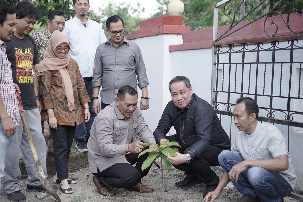 penanaman pohon takalar
