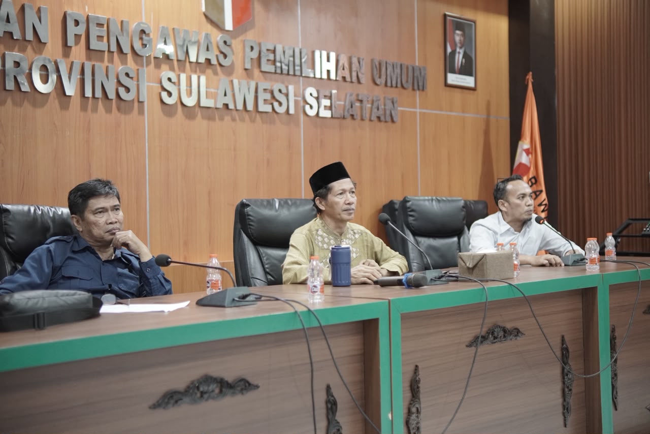 Rapat dengan Bu Lolly
