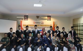 Ketua Bawaslu Sulsel Hadiri Pelantikan Panwascam di Palopo