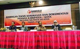 Bawaslu Sulsel Latih Kehumasan Panwaslu Kabupaten/Kota