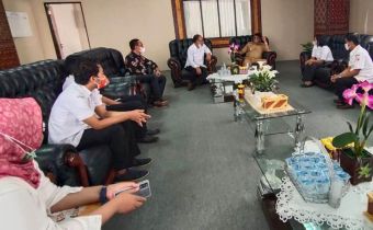 Penguatan Demokrasi, Ketua Bawaslu Sulsel Audiensi dengan Bupati Tana Toraja