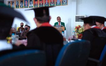 Disertasi Peradilan Khusus Pemilu, Ketua Bawaslu Sulsel Resmi Bergelar Doktor di UMI