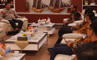 Bawaslu Sulsel Silaturrahim dengan Kapolda
