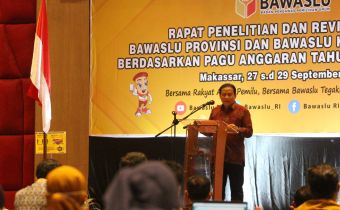 Rapat Reviu RKA/KL di Makassar, Abhan Harap Efisiensi Anggaran Tepat Sasaran