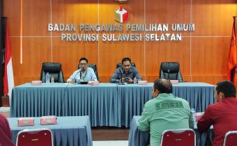 FOTO: Rapat Hasil Pengawasan Hasil Vermin Perbaikan Pertama Pencalonan DPD Sulsel