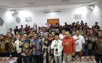 Pj Gubernur Sulsel Bahtiar Kunjungi Kantor Bawaslu Sulsel