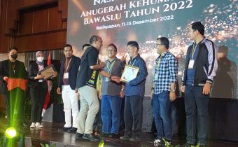 Bawaslu Sulsel Raih 8 Penghargaan Kehumasan Tingkat Nasional