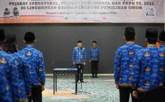 Lantik 580 PPPK, 76 Pejabat Struktural, dan 11 Pejabat Fungsional; Sekjen Bawaslu: Segera Lakukan Fungsi Pengawasan